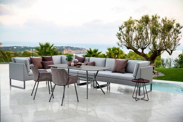 Caneline: Flex Lounge