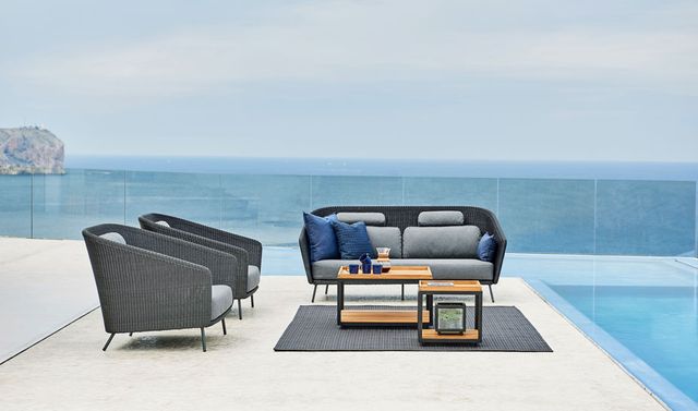 Caneline Mega Lounge