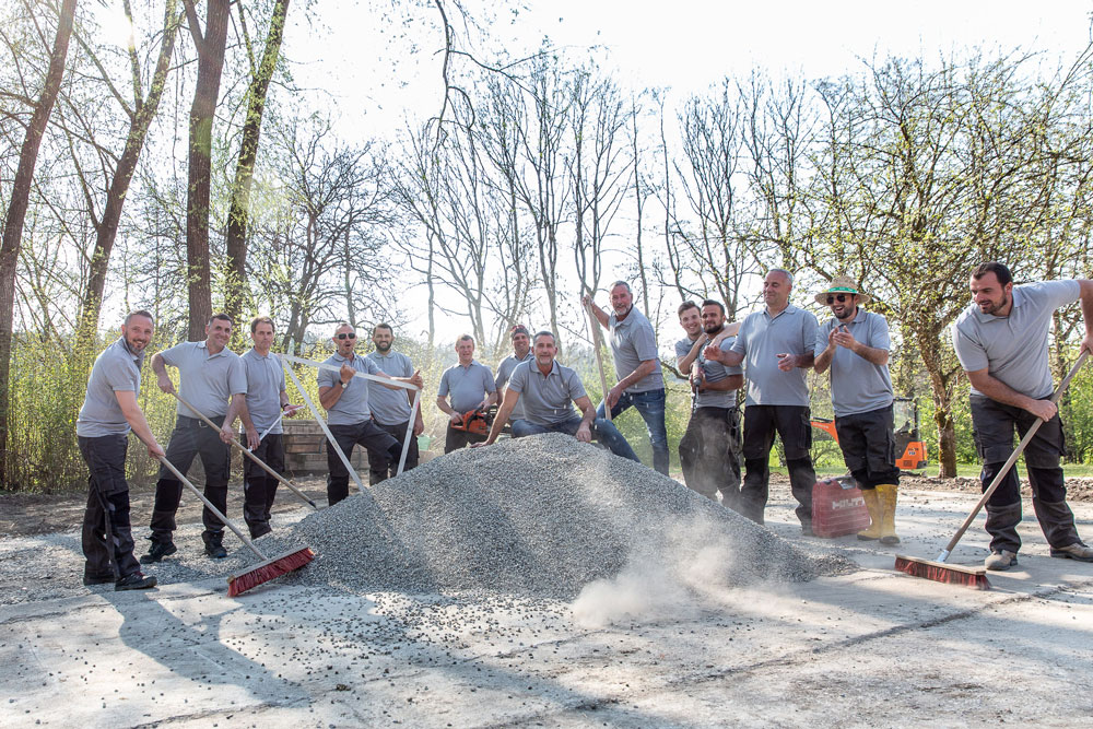 Team Landschafts- und Gartenbau / Ausführung Gartenarbeiten