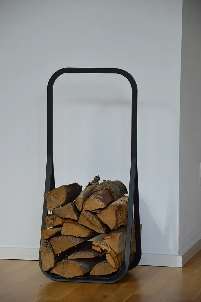 jankurtz_frame Kaminholztraeger Stahlrohr Pulverbeschichtet