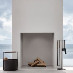 Blomus_ASHI_Feuerholz-Korb_Kaminbesteck_black
